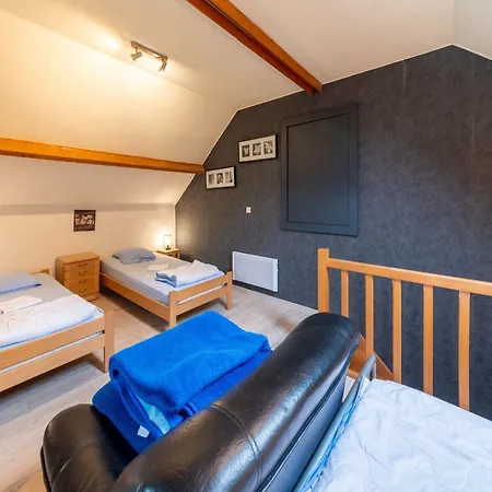 Cozy Family In * Érezée