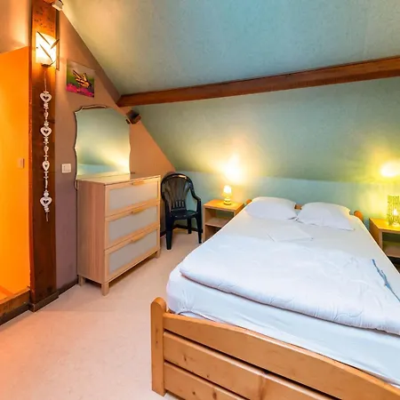 Cozy Family In Βίλα