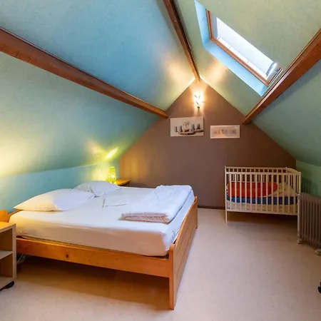 Cozy Family In Βίλα