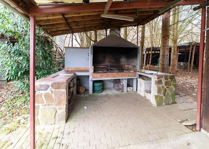 Cozy Family In Villa Érezée