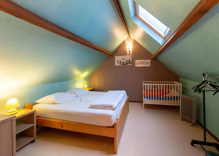 Cozy Family In Villa