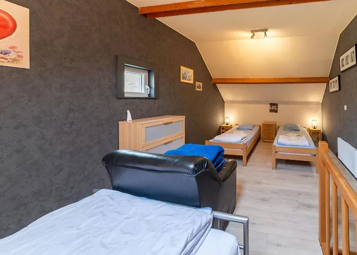 Cozy Family In Villa Érezée